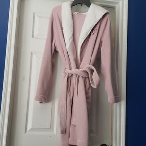 Victoria's Secret cozy hooded Plush Robe